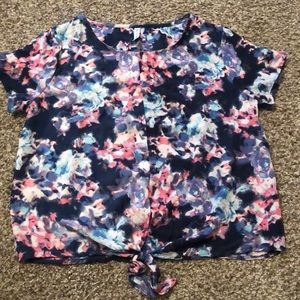 Piphany summer top. Floral.
